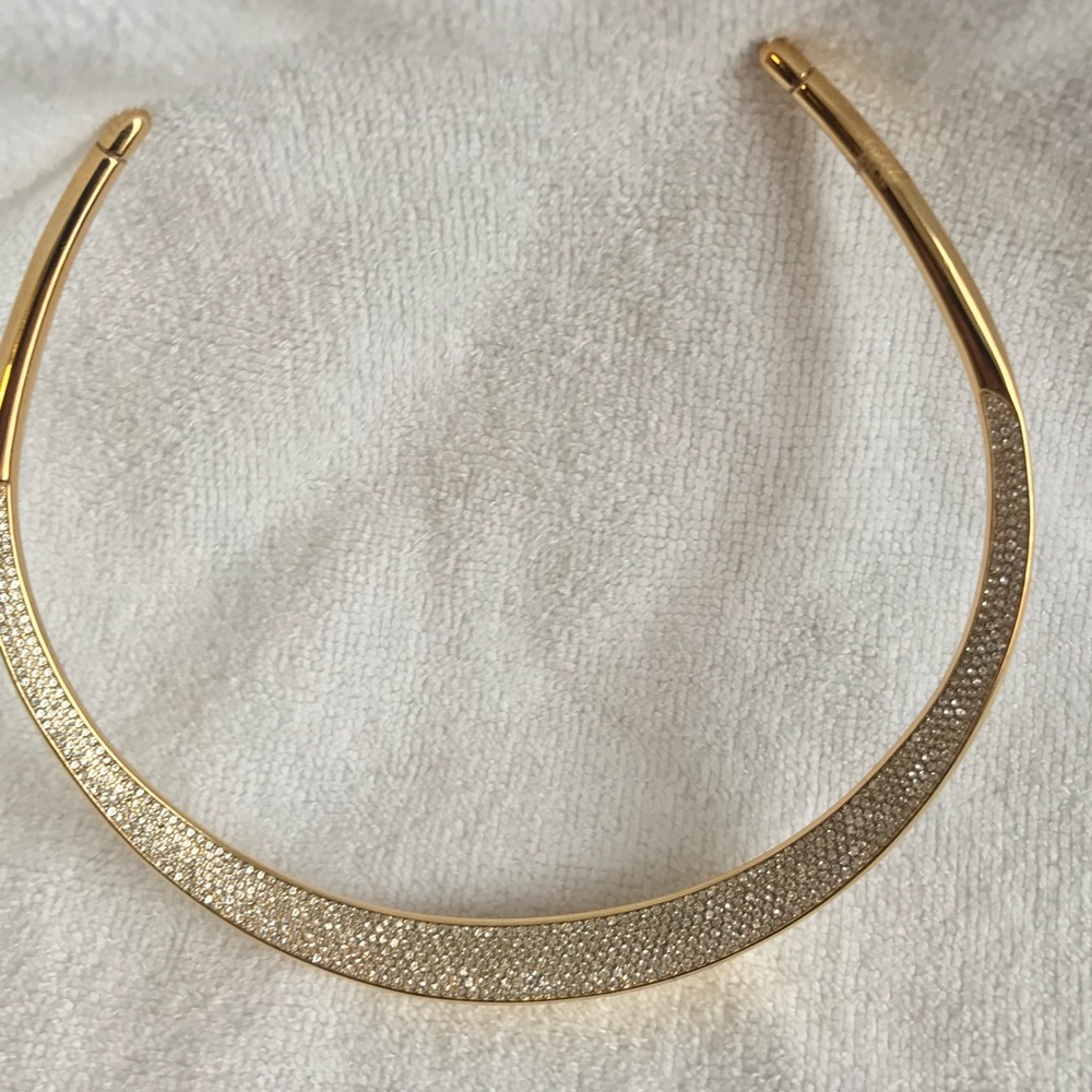 Michael Kors collar necklace with pave crystals in gold tone setting. New no tag - Picture 3 of 5
